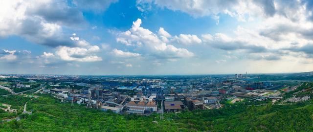 龍佰集團(tuán)榮獲中國制造業(yè)企業(yè)500強(qiáng)等多項(xiàng)榮譽(yù)